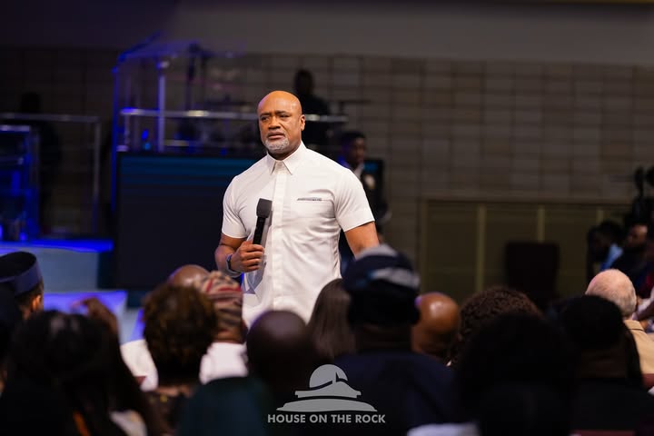 No photo description available.