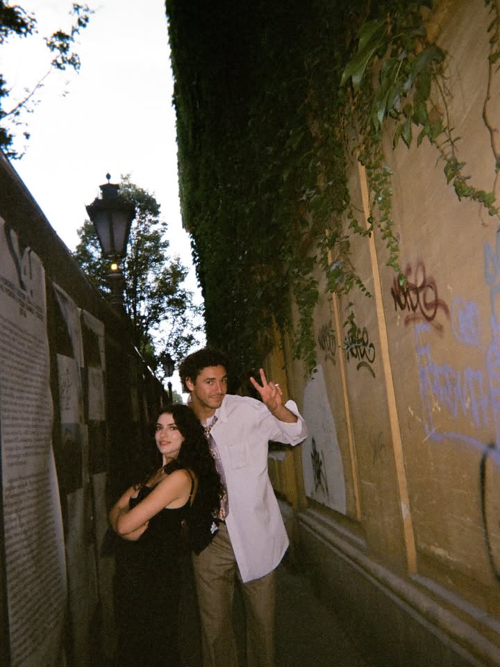 No photo description available.