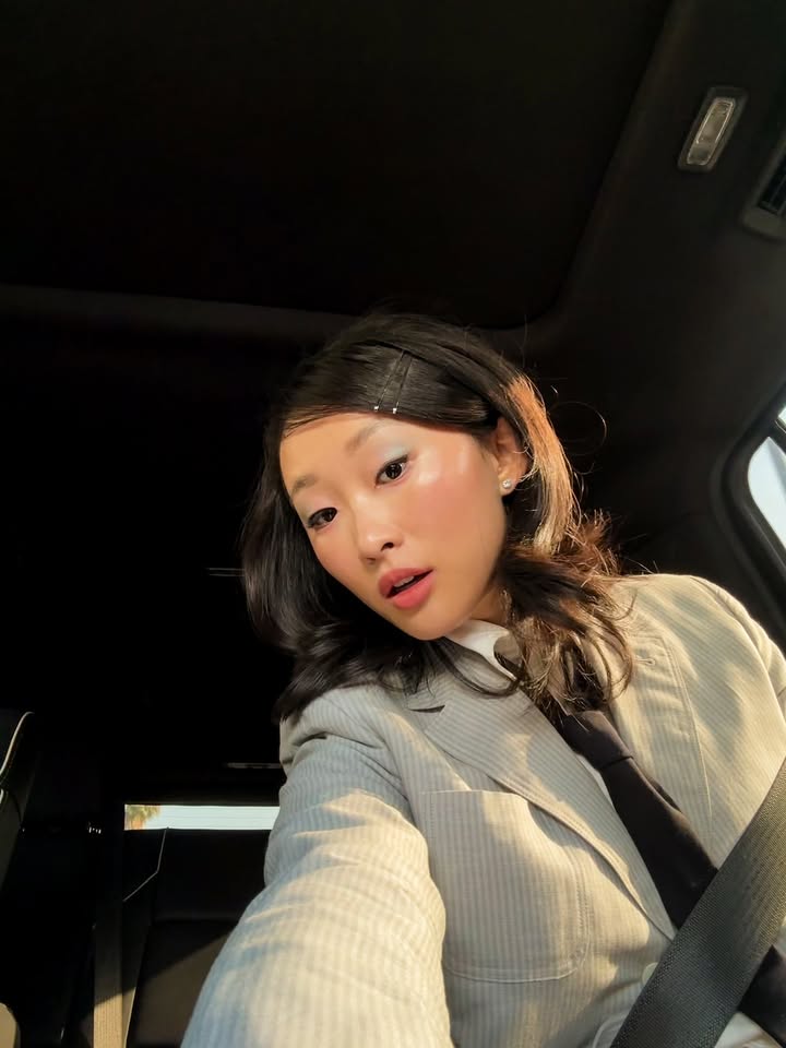 No photo description available.