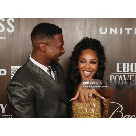 No photo description available.