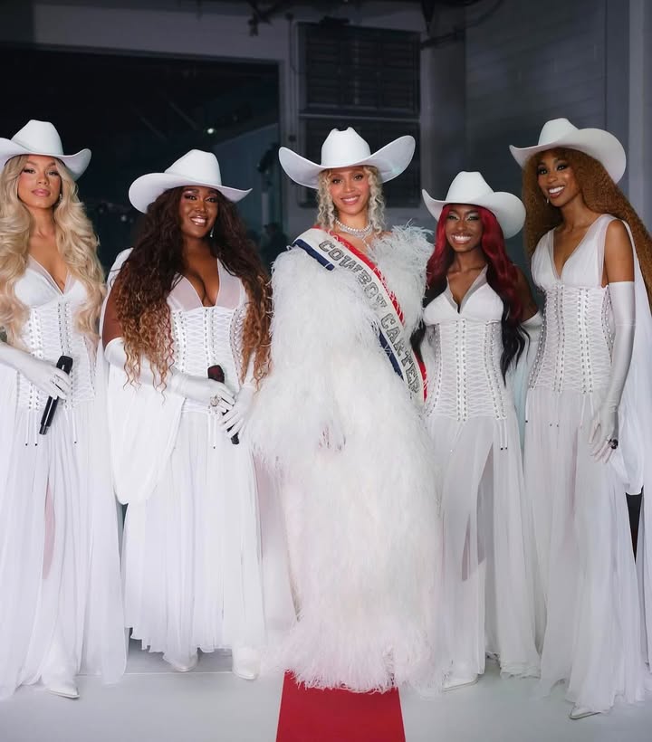 No photo description available.