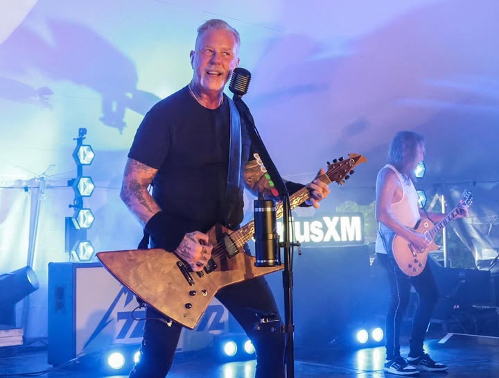 No photo description available.