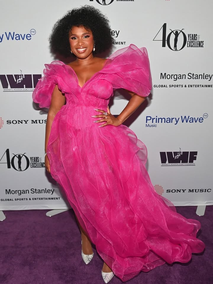 No photo description available.