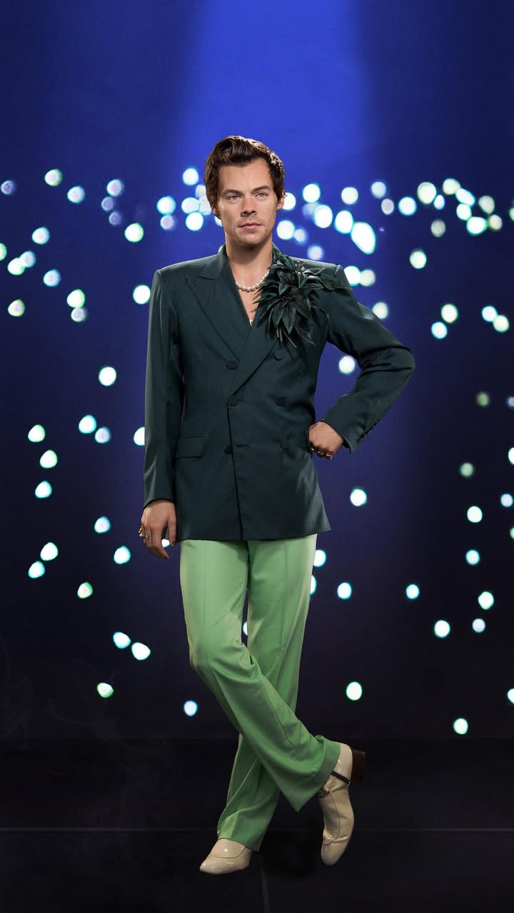 No photo description available.