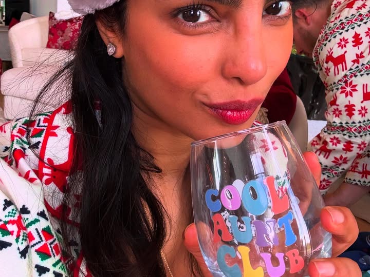 No photo description available.