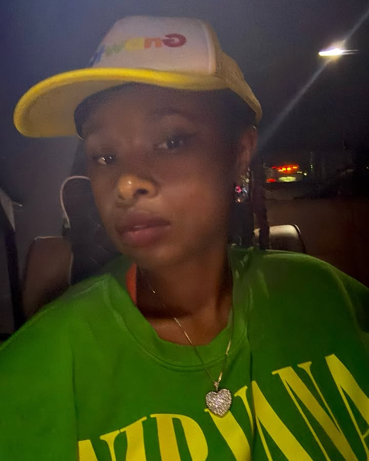 No photo description available.