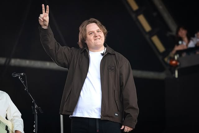 No photo description available.