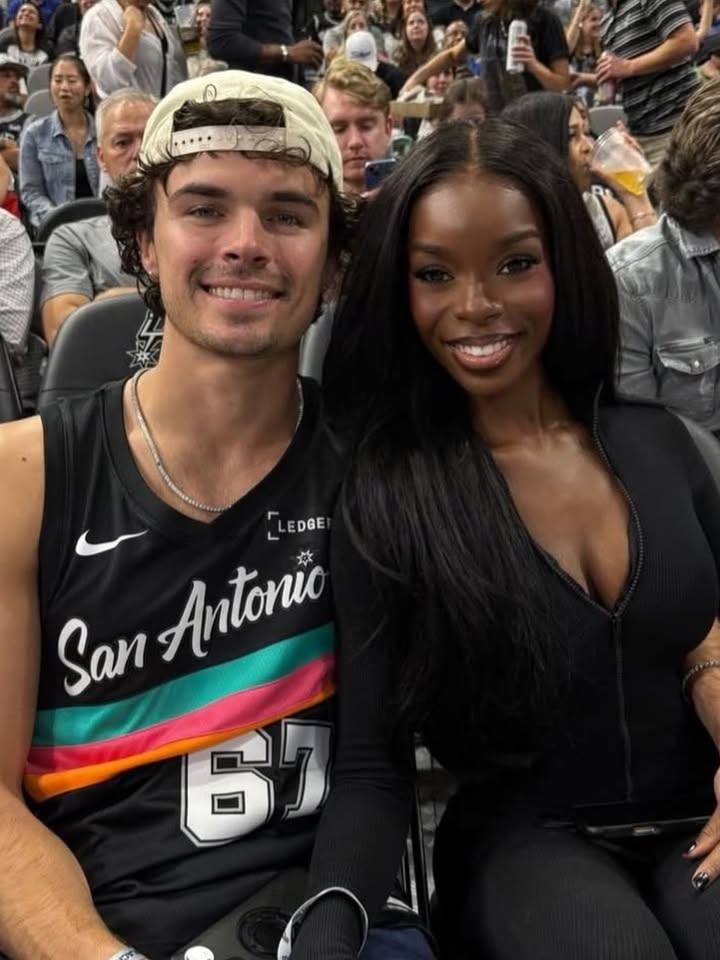 May be an image of text that says 'LEDGE [LEDGE EDGE San Antonic'