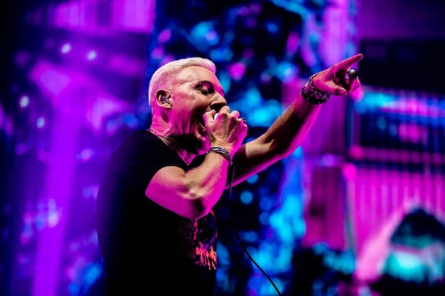 No photo description available.