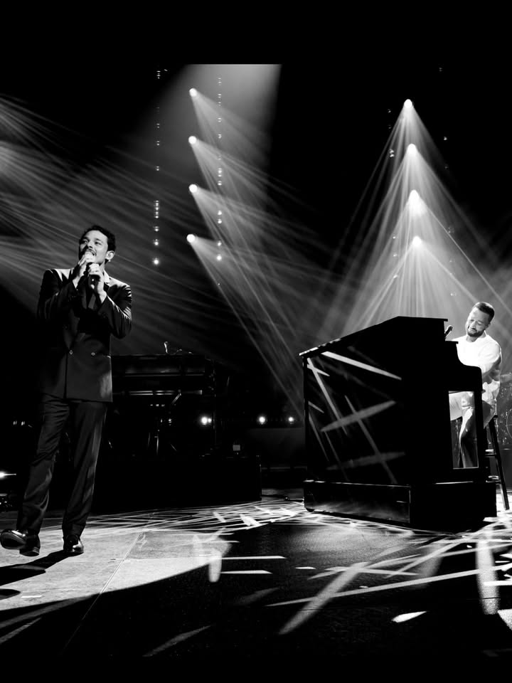 May be a black-and-white image of piano, saxophone, concert and text