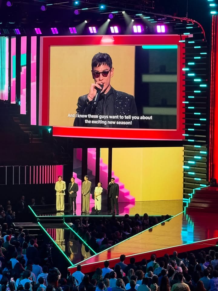 No photo description available.