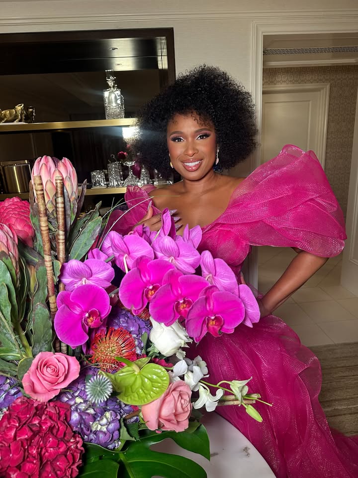 No photo description available.