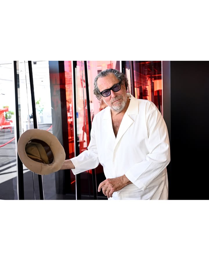 No photo description available.