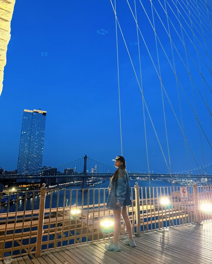 No photo description available.