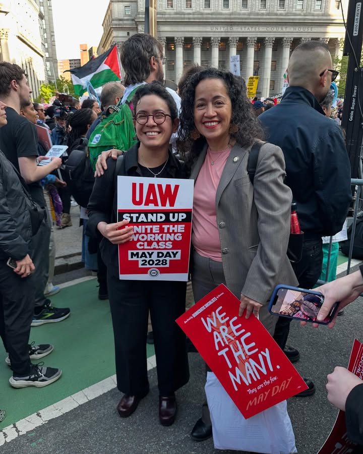 No photo description available.