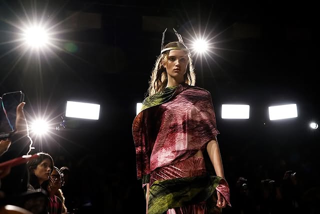 No photo description available.