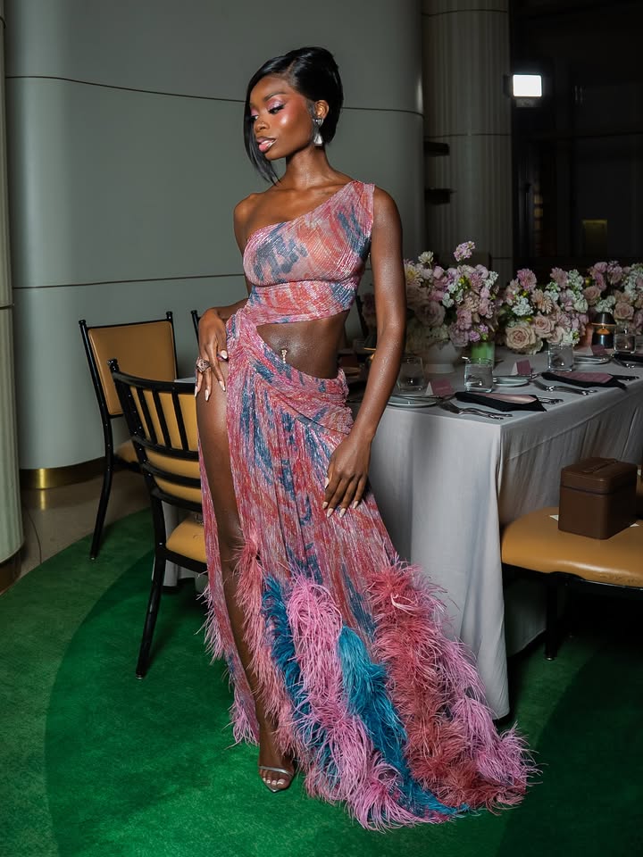 No photo description available.