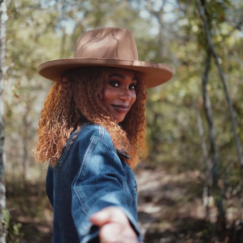 No photo description available.