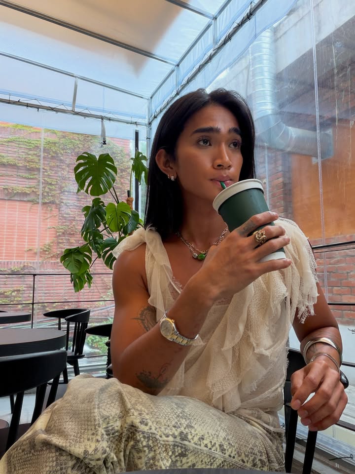 May be an image of coffee cup, tea and juice