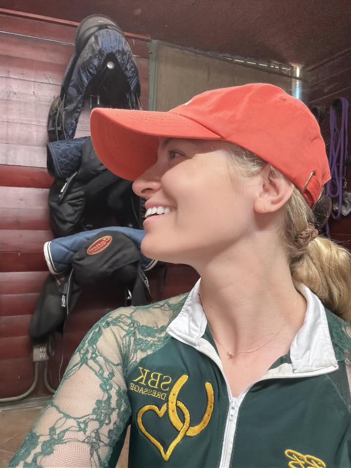 May be a selfie of pants and text