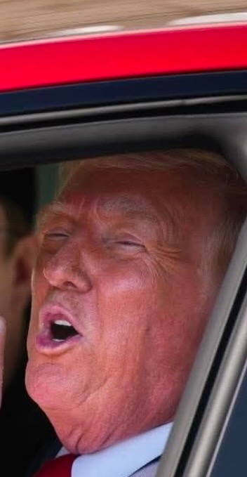 No photo description available.