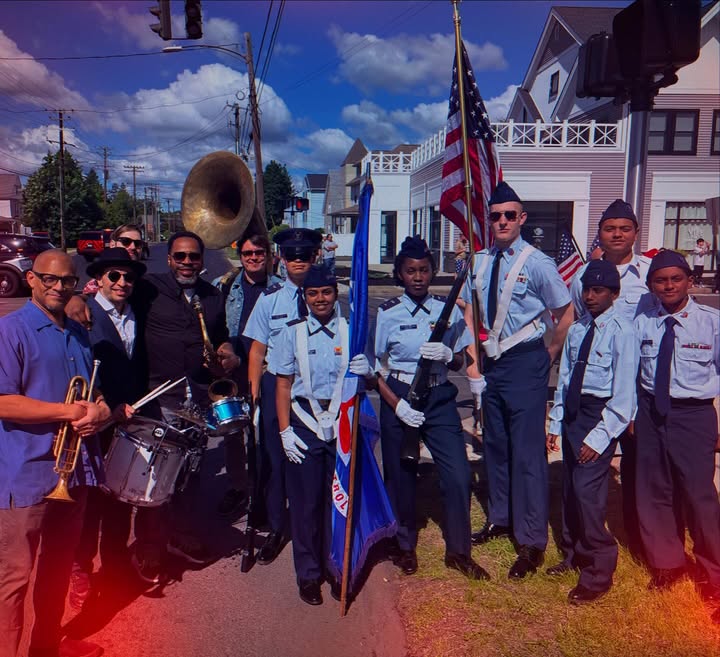 No photo description available.