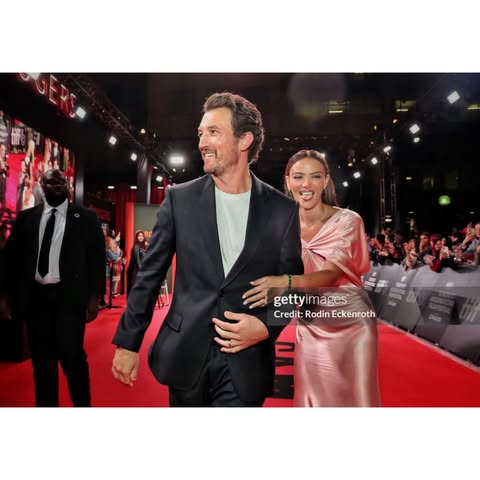 No photo description available.