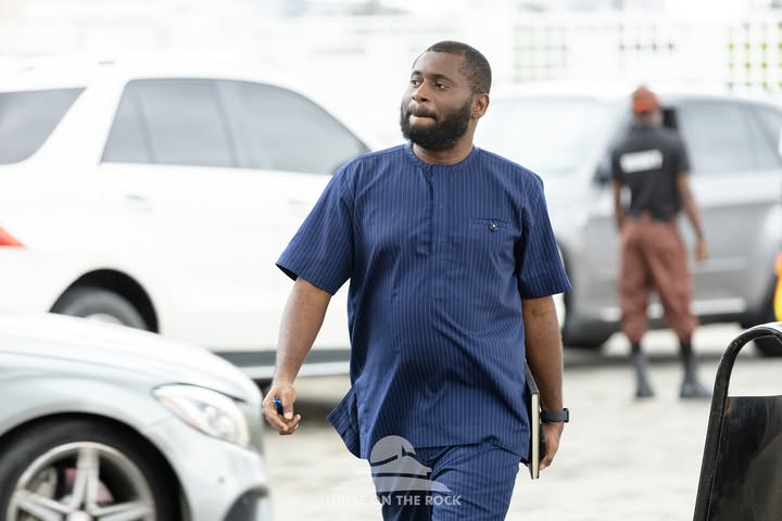 No photo description available.