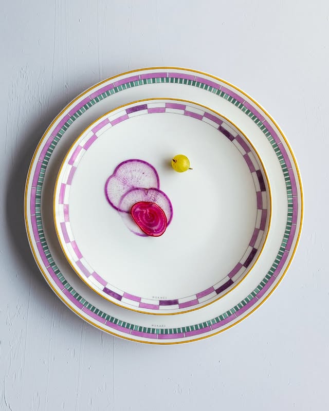 No photo description available.