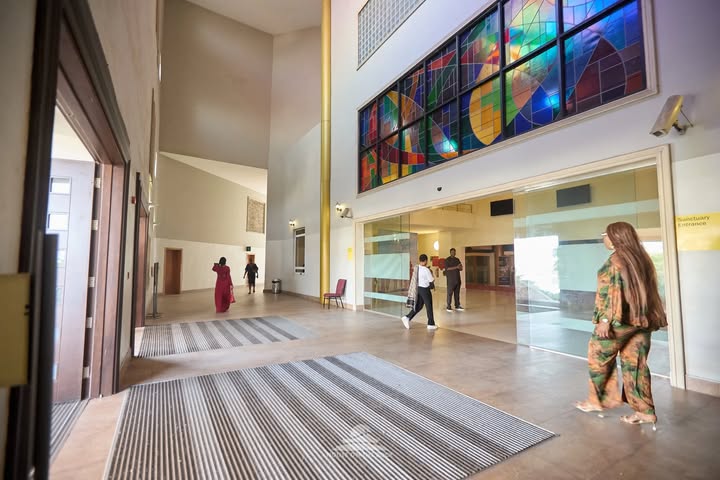 No photo description available.