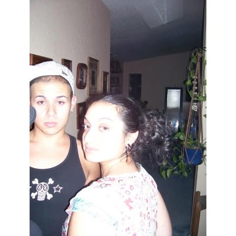 No photo description available.