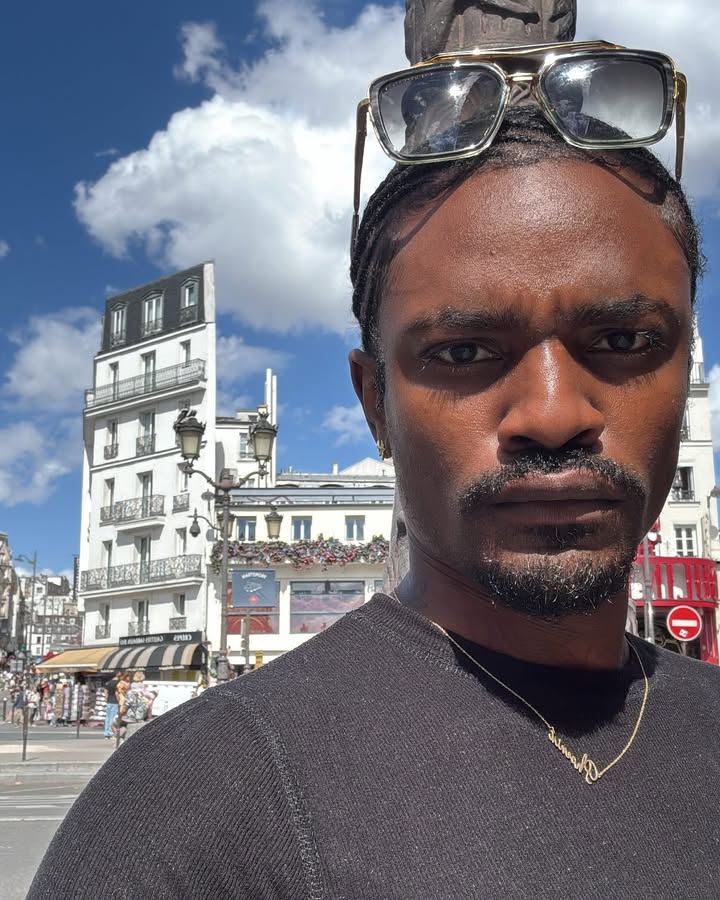 No photo description available.