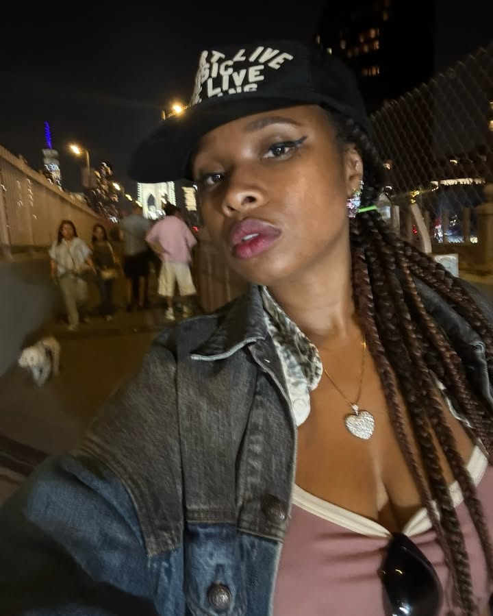 No photo description available.