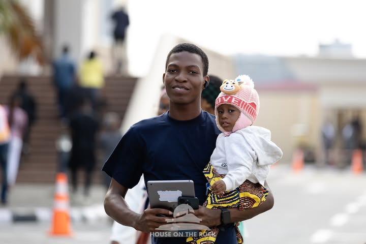 No photo description available.