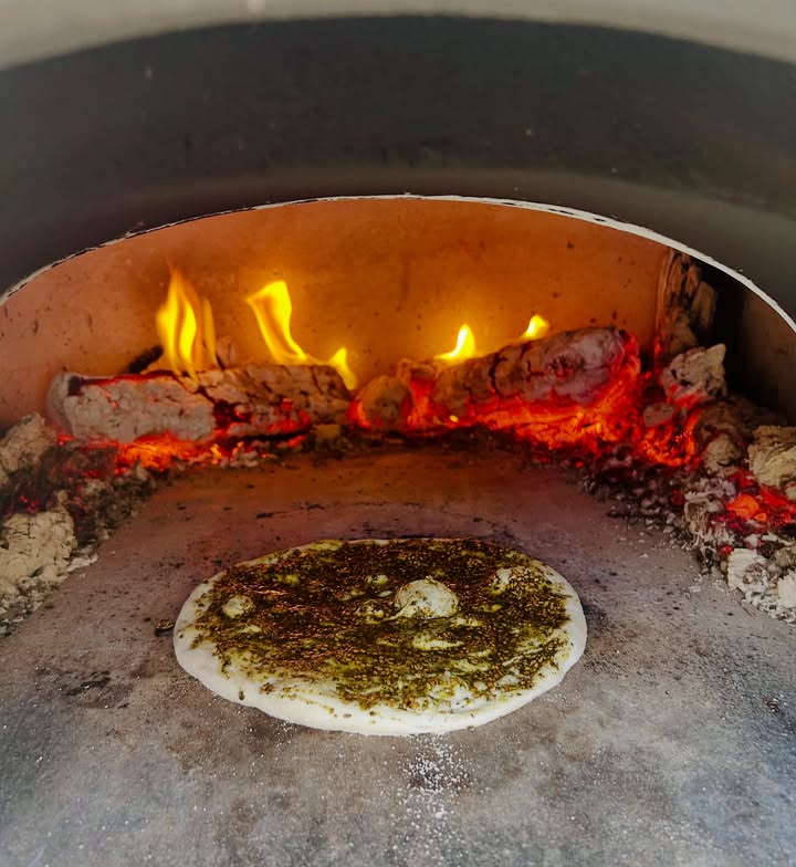 No photo description available.