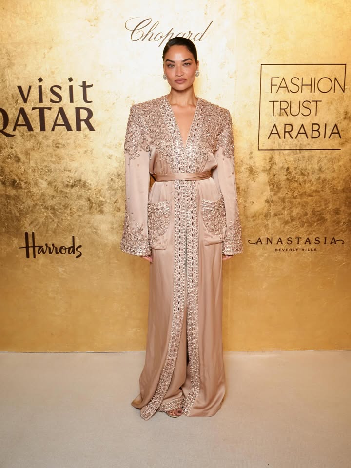 May be an image of dress, gown and text that says 'Chappd ard Chop visit ATAR FASHION TRUST ARABIA Harrods ANASTASIA BEVERLY BEVERLYHILLS ILLS'