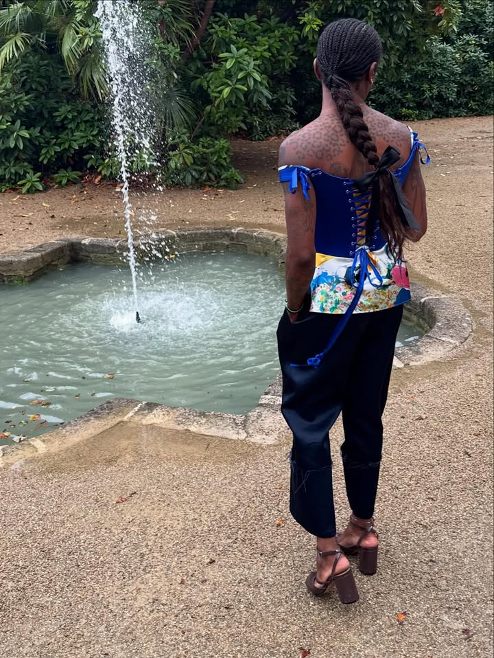 No photo description available.