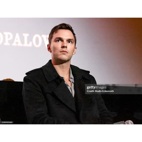 No photo description available.