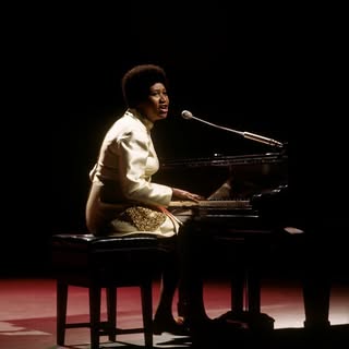 No photo description available.