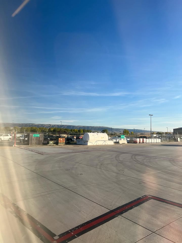 No photo description available.