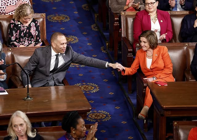 No photo description available.