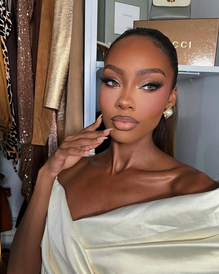 No photo description available.