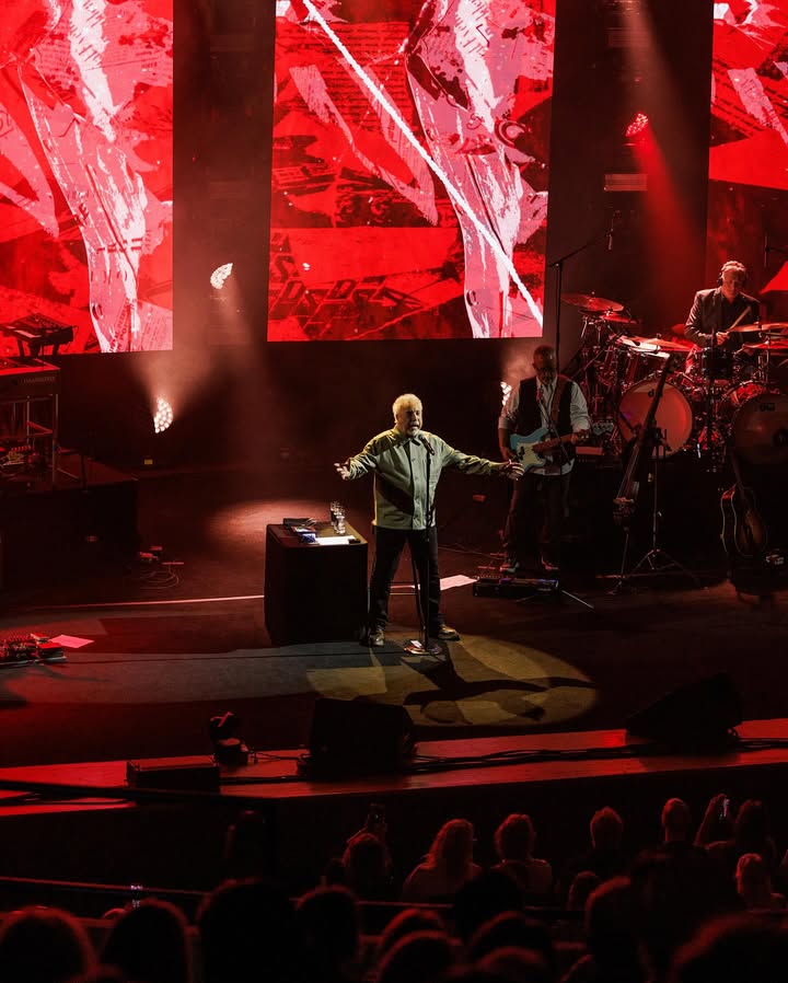 No photo description available.