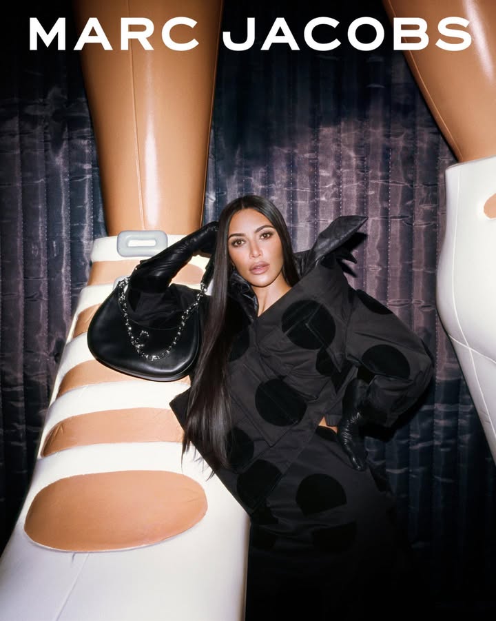 No photo description available.