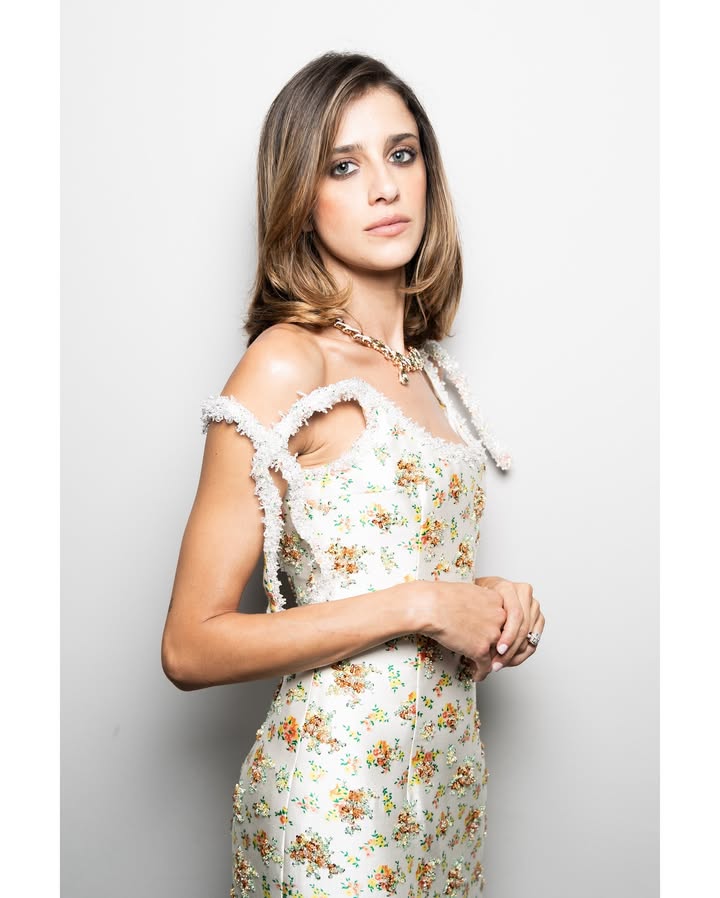 No photo description available.