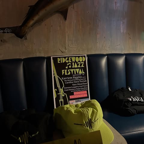 No photo description available.