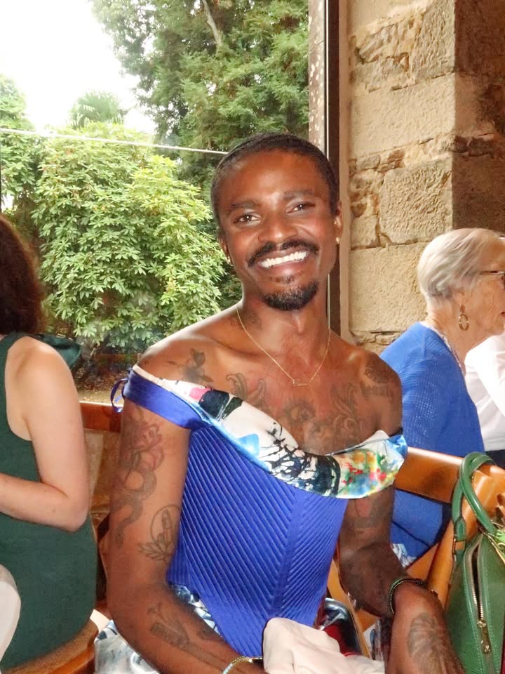 No photo description available.