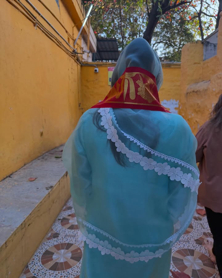 No photo description available.