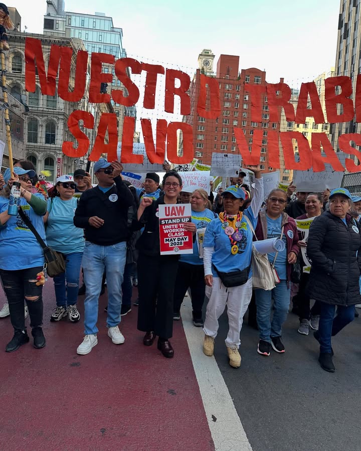 No photo description available.