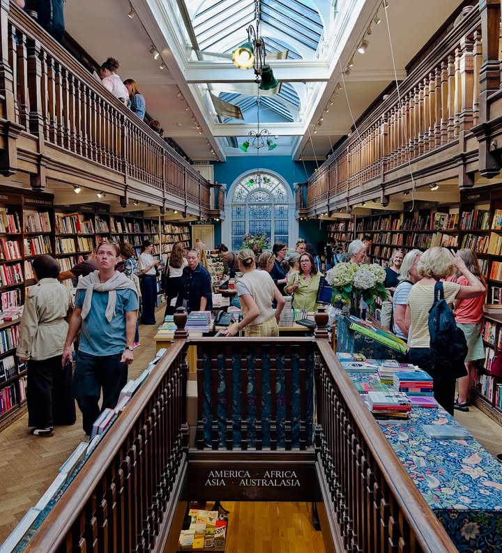 No photo description available.